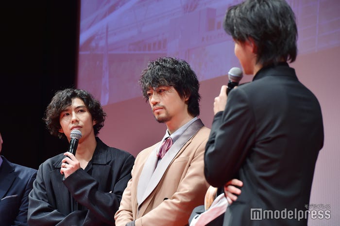 賀来賢人、斎藤工、山崎賢人 (C)モデルプレス