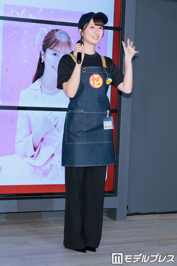 佐々木彩夏(C)モデルプレス