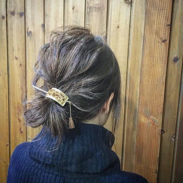 まとめ髪の無造作ヘアアレンジ集 ざっくりなのにおしゃれにキマるやり方って モデルプレス