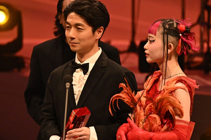 水曜日のカンパネラ/ケンモチヒデフミ、詩羽(C)CEIPA/MUSIC AWARDS JAPAN2025