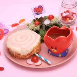 ロリポップキャンディオムライス 1,490円(C)BT21