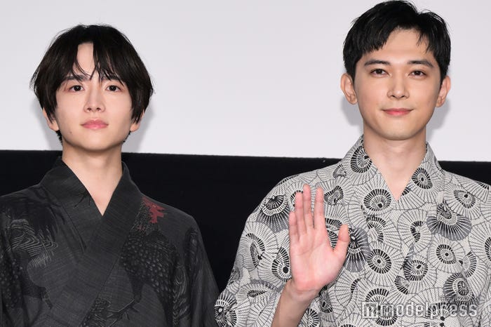 板垣李光人、吉沢亮(C)モデルプレス