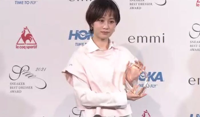 前田敦子/「スニーカーベストドレッサー賞 2021」より