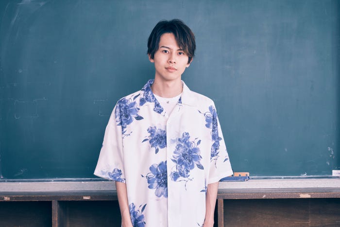 矢花黎(C)「なれの果ての僕ら」製作委員会(C)内海八重/講談社