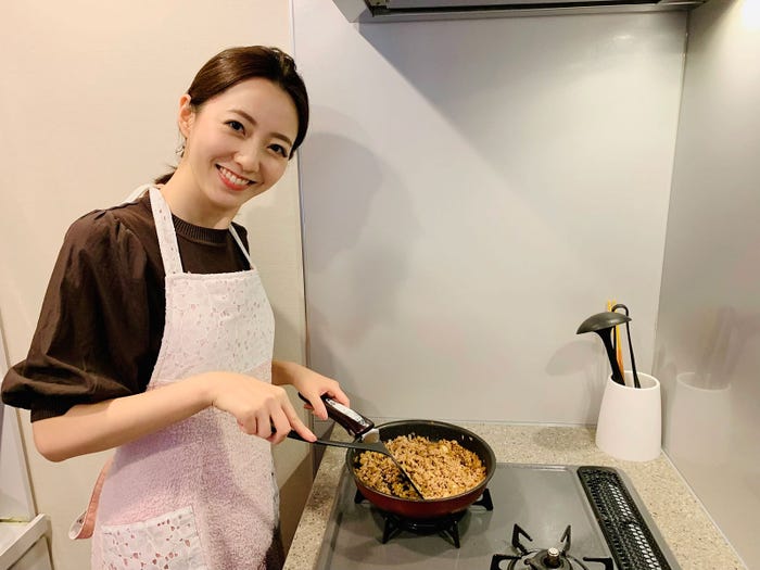 内田嶺衣奈アナ(提供写真)