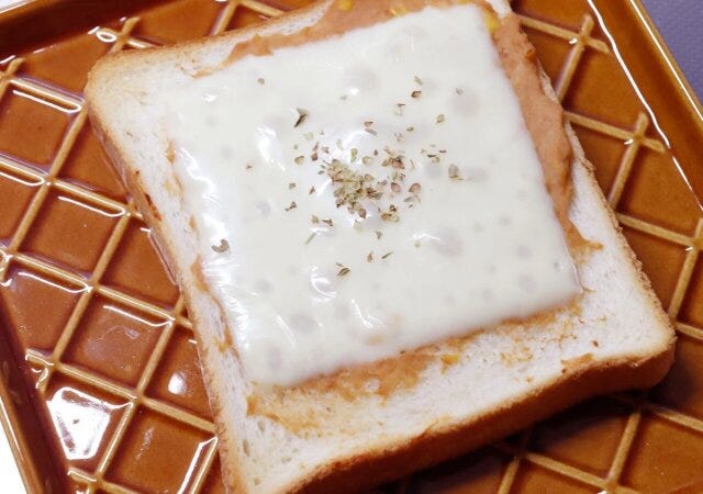 ダイソー　スクエア　食パン