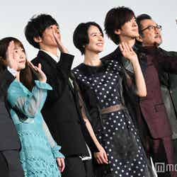（左から）中江和仁監督、川栄李奈、高橋一生、長澤まさみ、DAIGO、吉田鋼太郎（C）モデルプレス