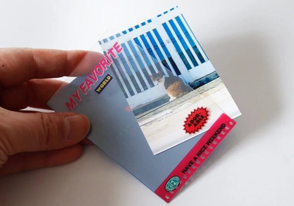 ダイソーのチェキを入れられるカードホルダー