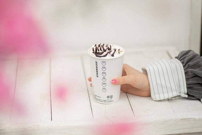 ハートカップ／画像提供：スターバックス コーヒー ジャパン