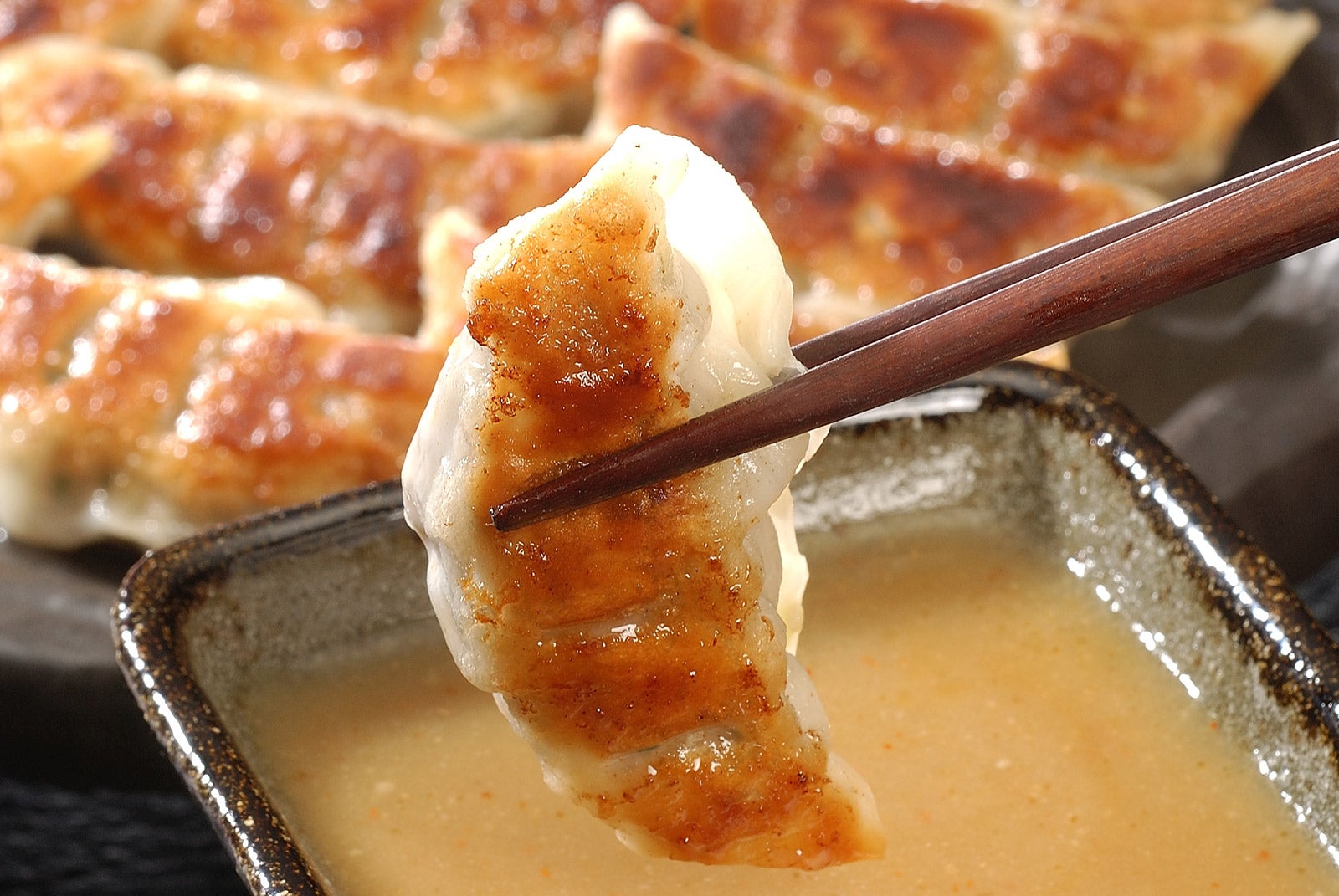 伊東屋 みそダレ餃子／画像提供：AATJ株式会社