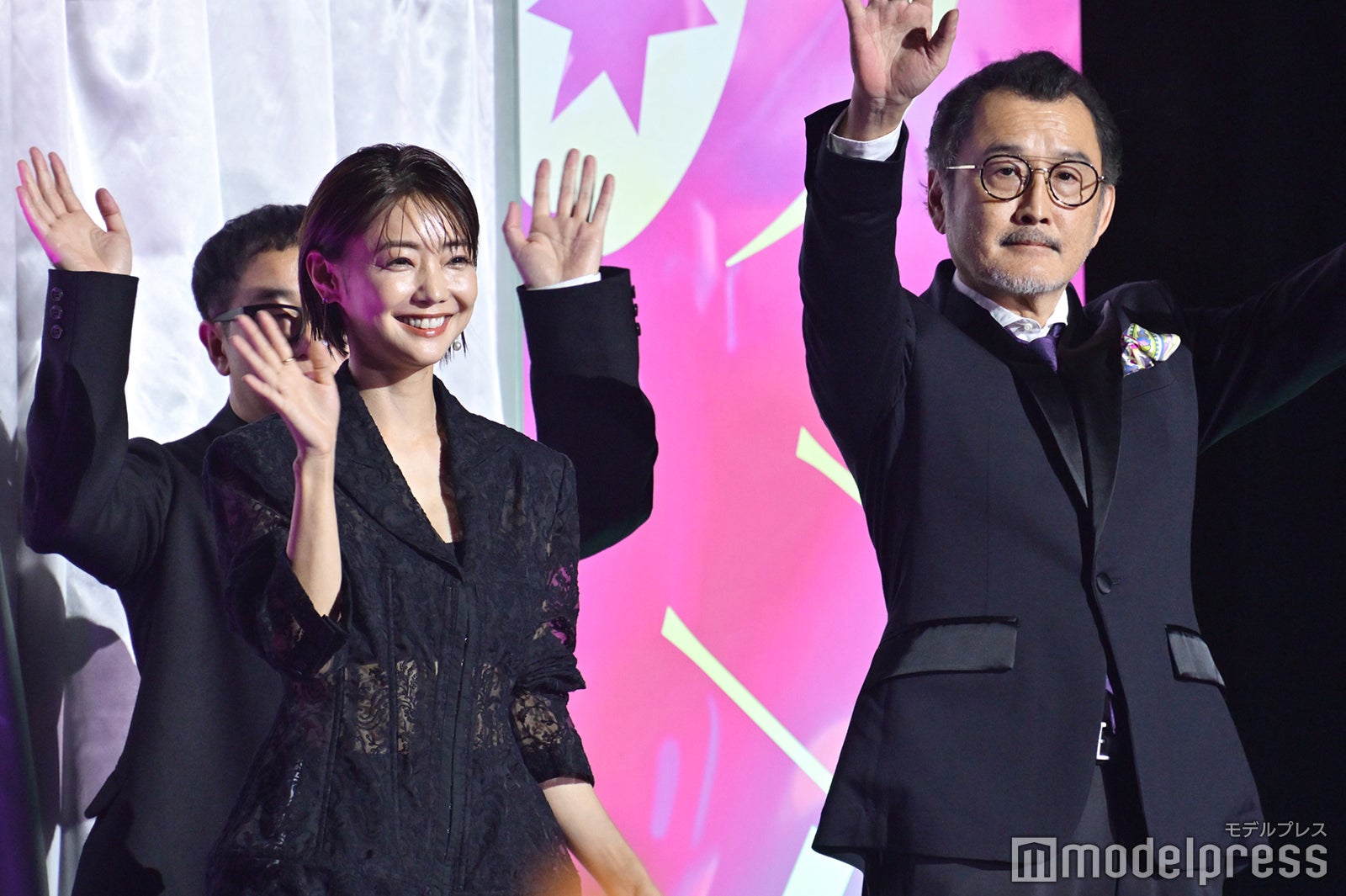 倉科カナ、吉田鋼太郎（C）モデルプレス