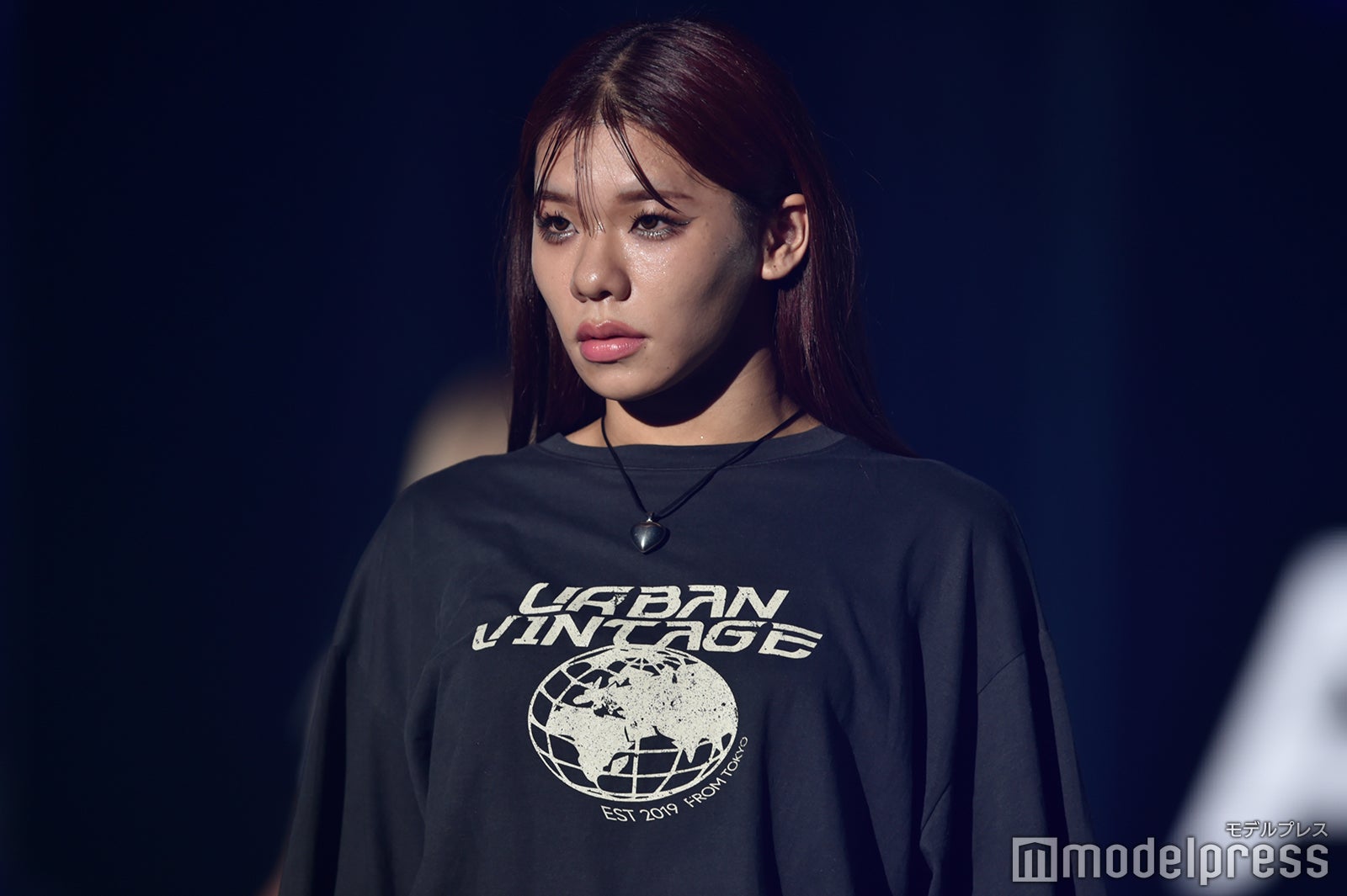 とうあ、透け素材で美脚チラ見せ 笑顔封印ランウェイに歓声止まず＜TGC teen 2023 Summer＞