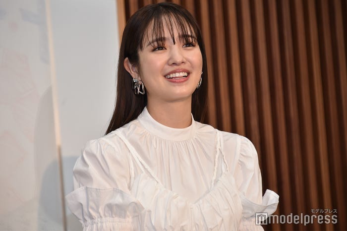 横田真悠 (C)モデルプレス