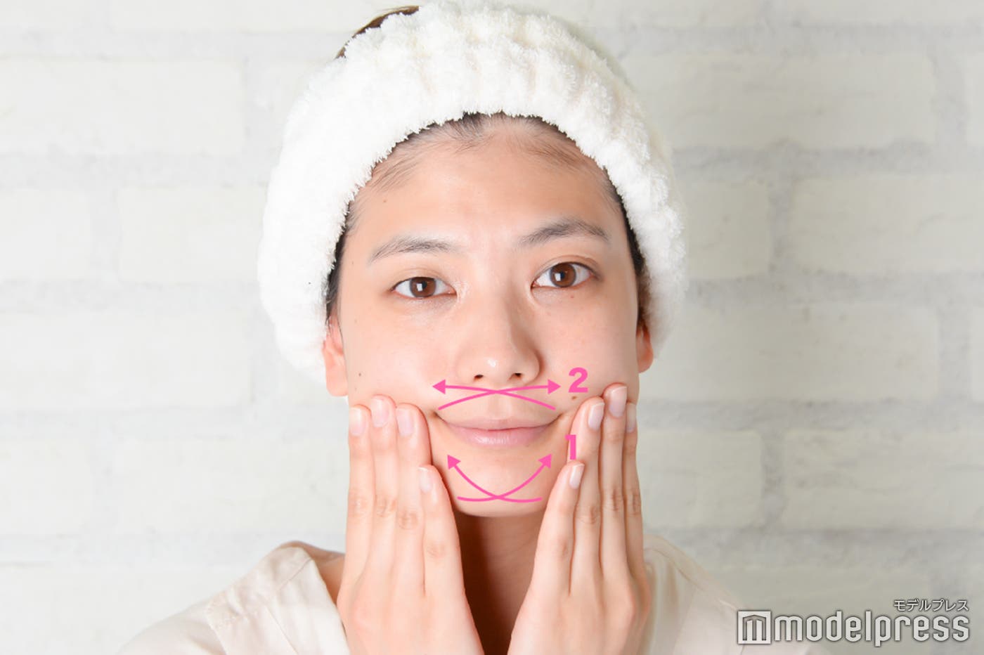 口角を上げるように意識(C)モデルプレス