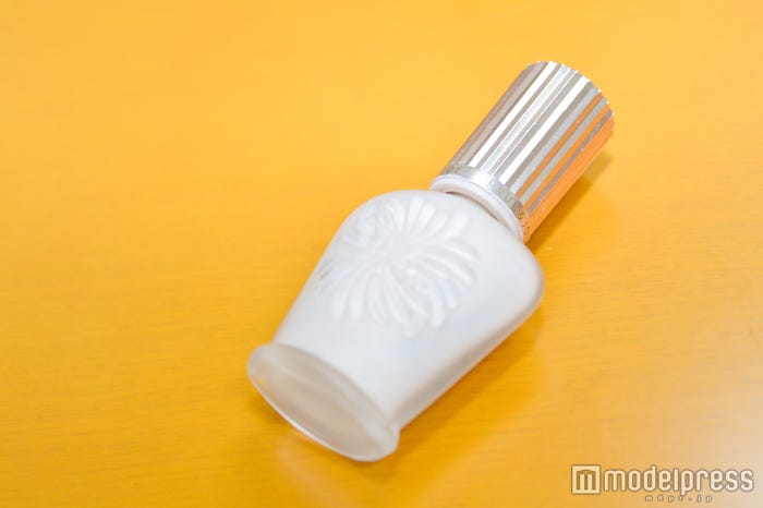 渋谷凪咲のマストコスメ/ポールアンドジョー ボーテ・ラトゥー エクラ ファンデーション プライマー(C)モデルプレス