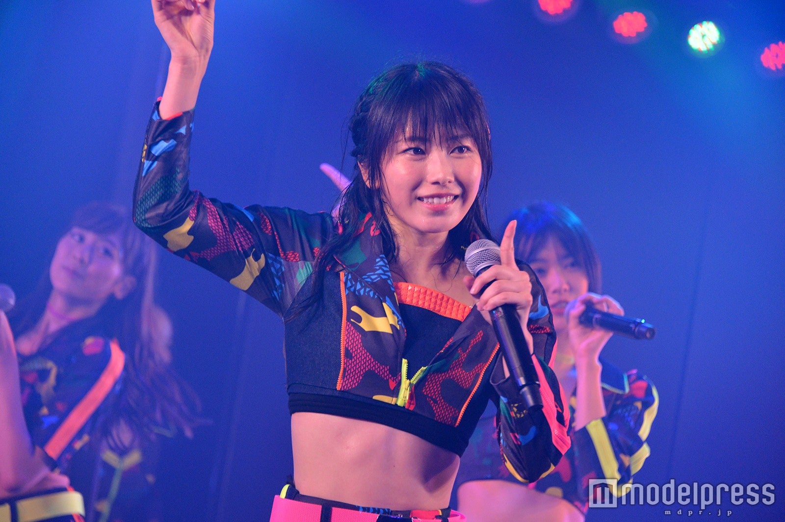 横山由依／井上ヨシマサ「神曲縛り」公演（C）モデルプレス