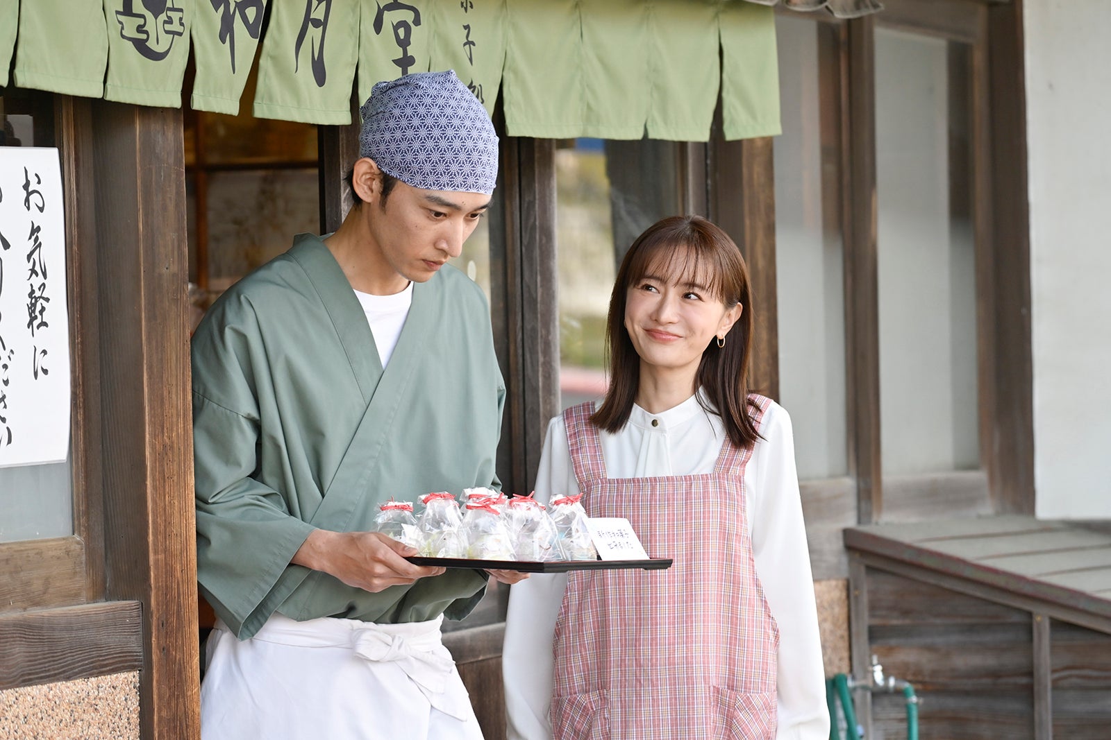 上杉柊平、松本まりか「ミス・ターゲット」第4話より（C）ABCテレビ