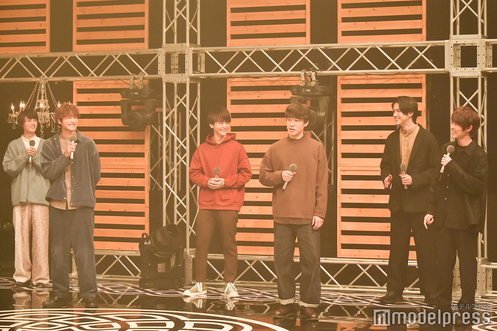 （左から）藤原大祐、小関裕太、田川隼嗣、富田健太郎、甲斐翔真、細田佳央太 （C）モデルプレス（C）モデルプレス