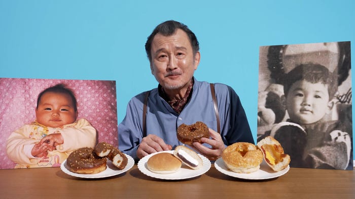 吉田鋼太郎/新TVCM「超も~っちりパン」篇(提供写真)