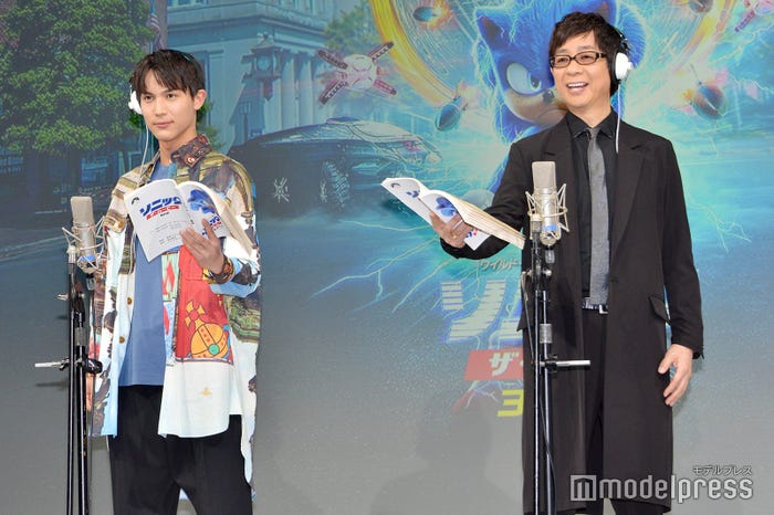 中川大志、山寺宏一(C)モデルプレス