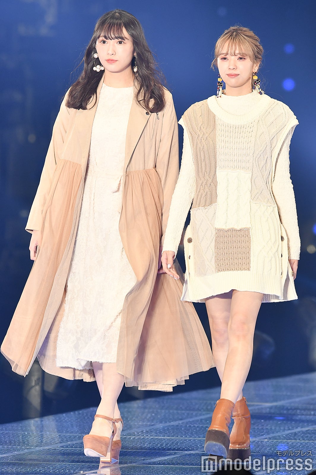 渡辺梨加、小林由依（C）モデルプレス