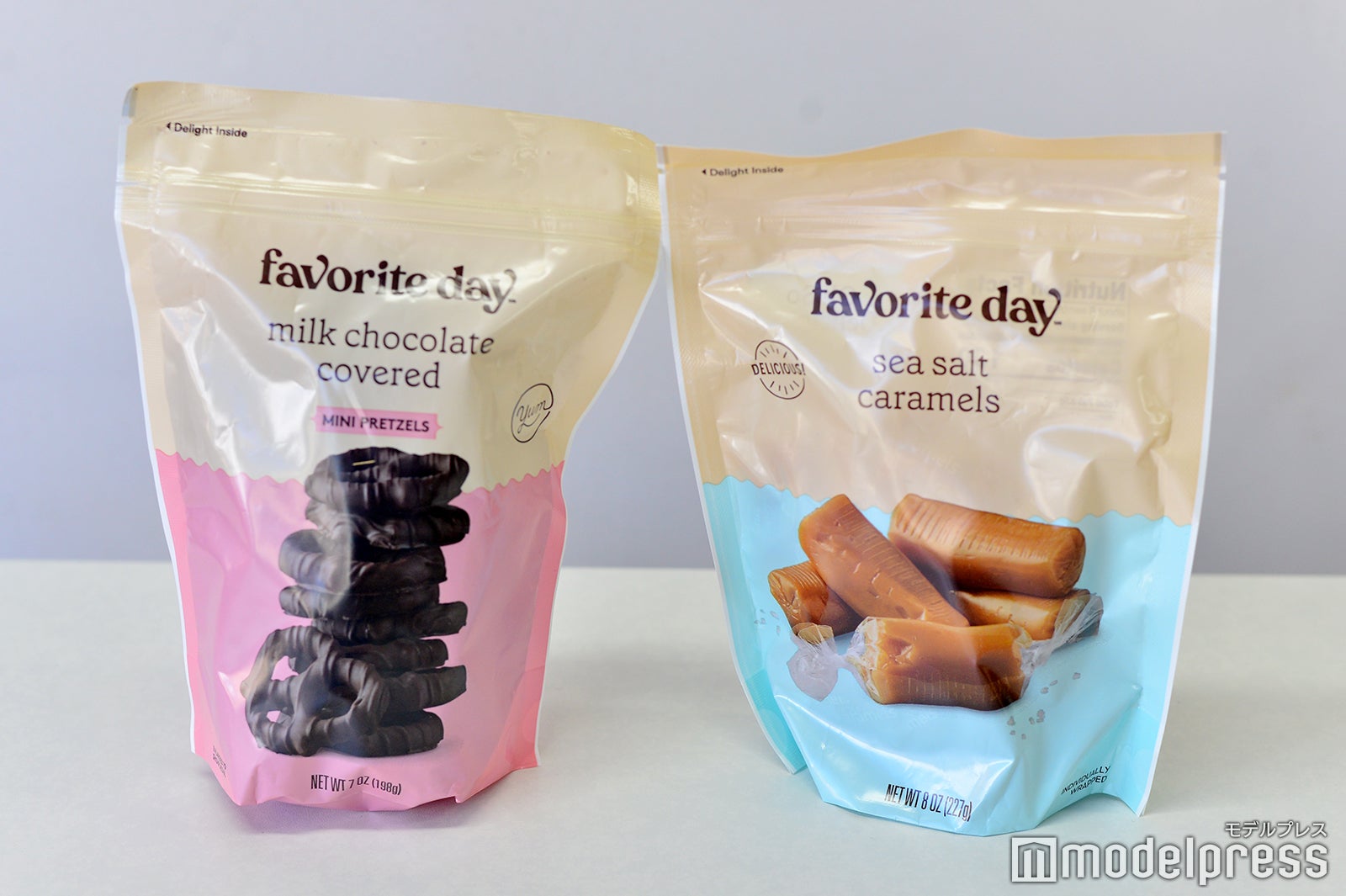 favorite day（左から）＄3.29、＄4.29（C）モデルプレス