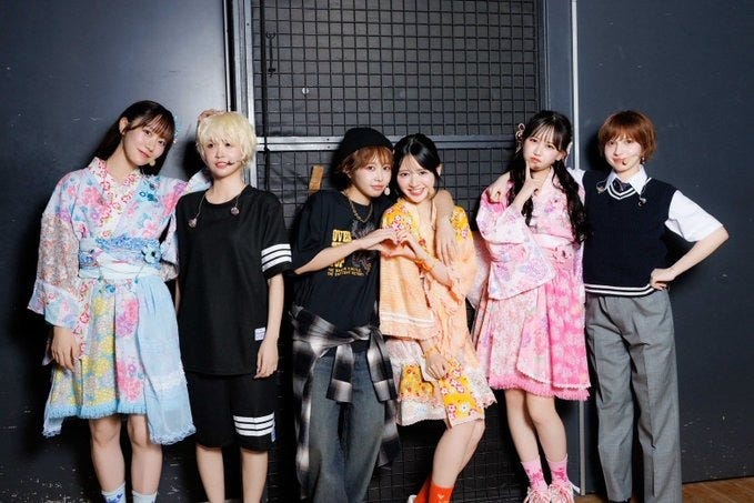 FRUITS ZIPPER公式Xより