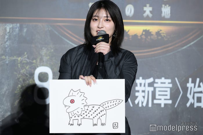 吉川愛(C)モデルプレス