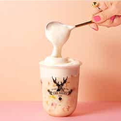 チーズクリームメープルミルクティー 530円(税抜)/画像提供:ポトマック