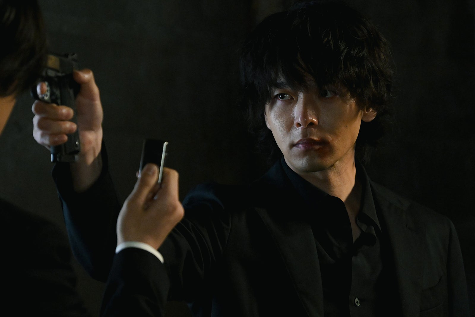 中村倫也「DOPE 麻薬取締部特捜課」第7話（C）TBS