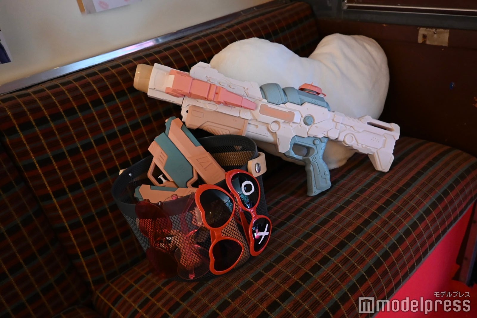 ENHYPENのコンセプトフォトを再現できる小道具が！（C）モデルプレス