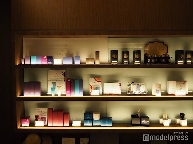 スパの受付で売られているエステ用品（C）モデルプレス
