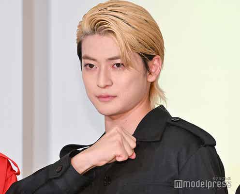 高橋文哉、会見中に“途中退席” 金髪ヤンキーから黒髪オタク変身で雰囲気ガラリ【伝説の頭 翔】