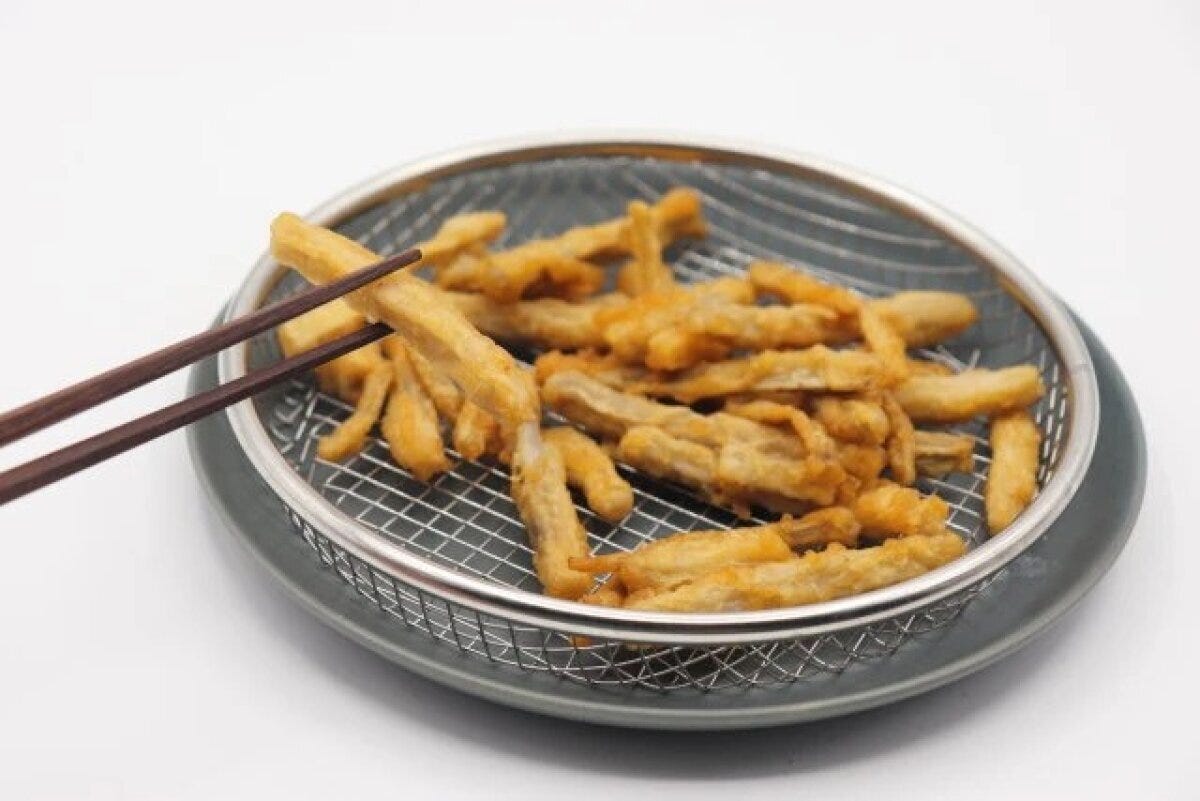 ダイソー　ステンレス浅ザル（油切