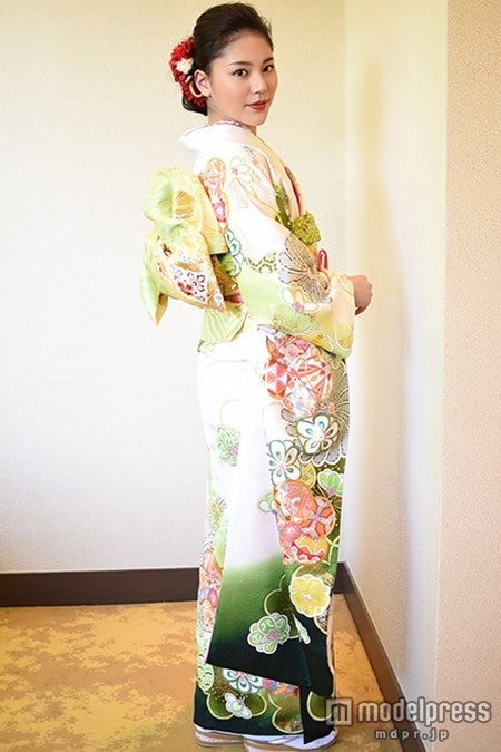 水沢エレナ／モデルとしても女優としても活躍