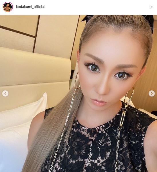 レベチで可愛い 倖田來未 美脚のミニワンピースshotに絶賛の声 スタイルが美しすぎる モデルプレス