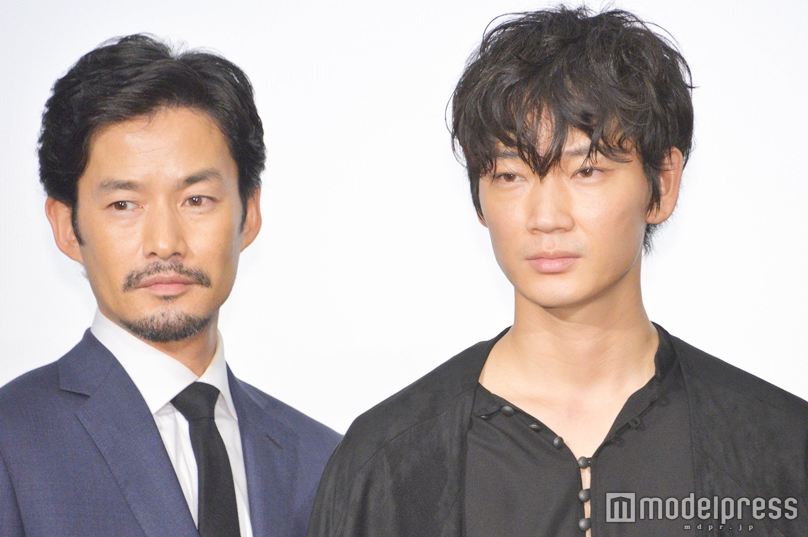 竹野内豊、綾野剛 （C）モデルプレス