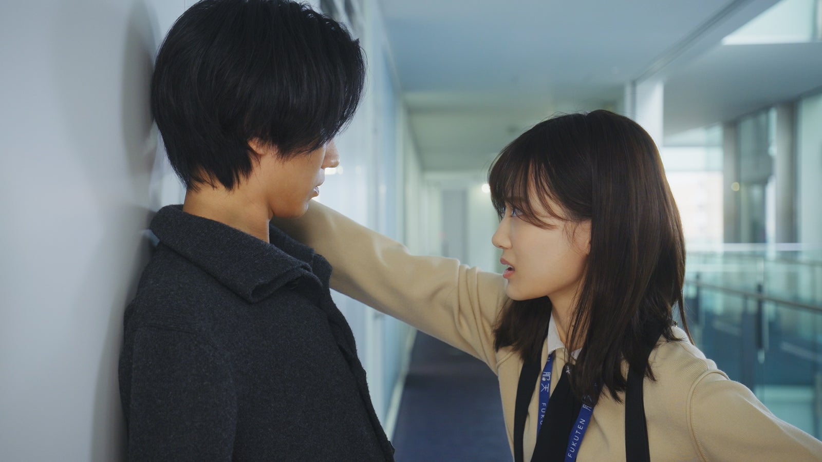 永瀬廉、山下美月「御曹司に恋はムズすぎる」（C）カンテレ