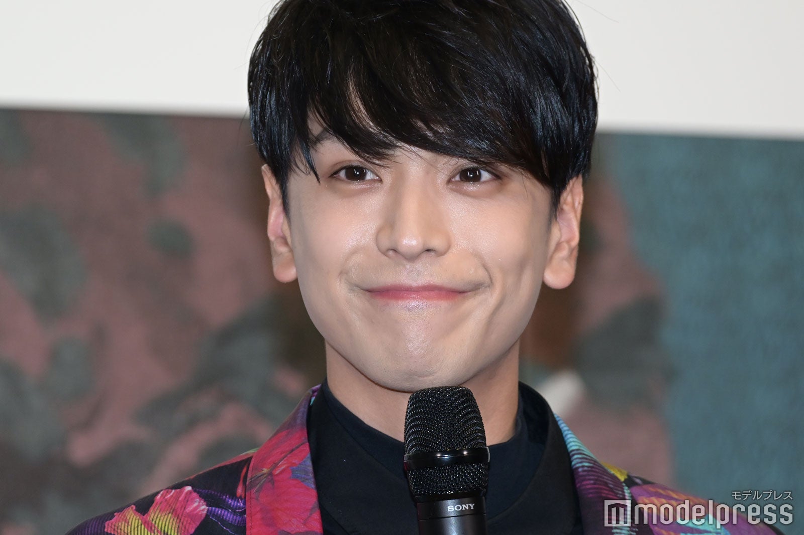 黒羽麻璃央 （C）モデルプレス