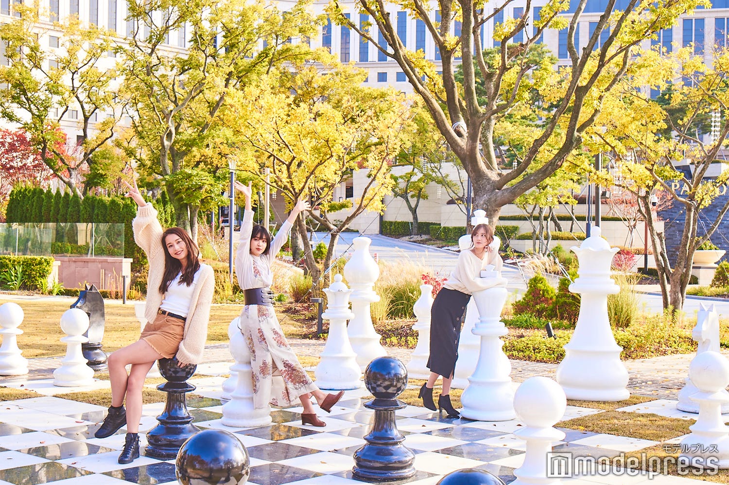 Niki&松本愛&加藤雛、韓国初の統合型リゾート「パラダイスシティ」で最先端の女子旅体験