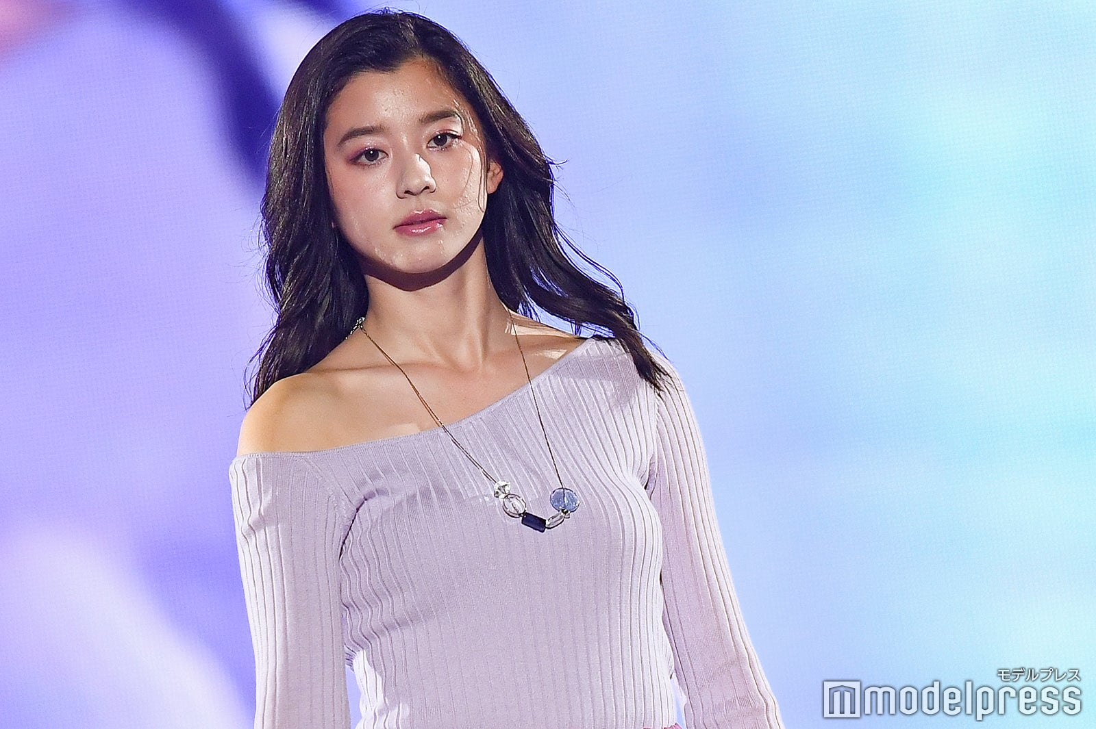 朝比奈彩 （C）モデルプレス