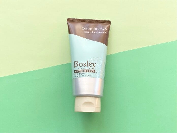 髪にツヤを与えながら徐々に白髪に色を付けていくヘアカラートリートメント