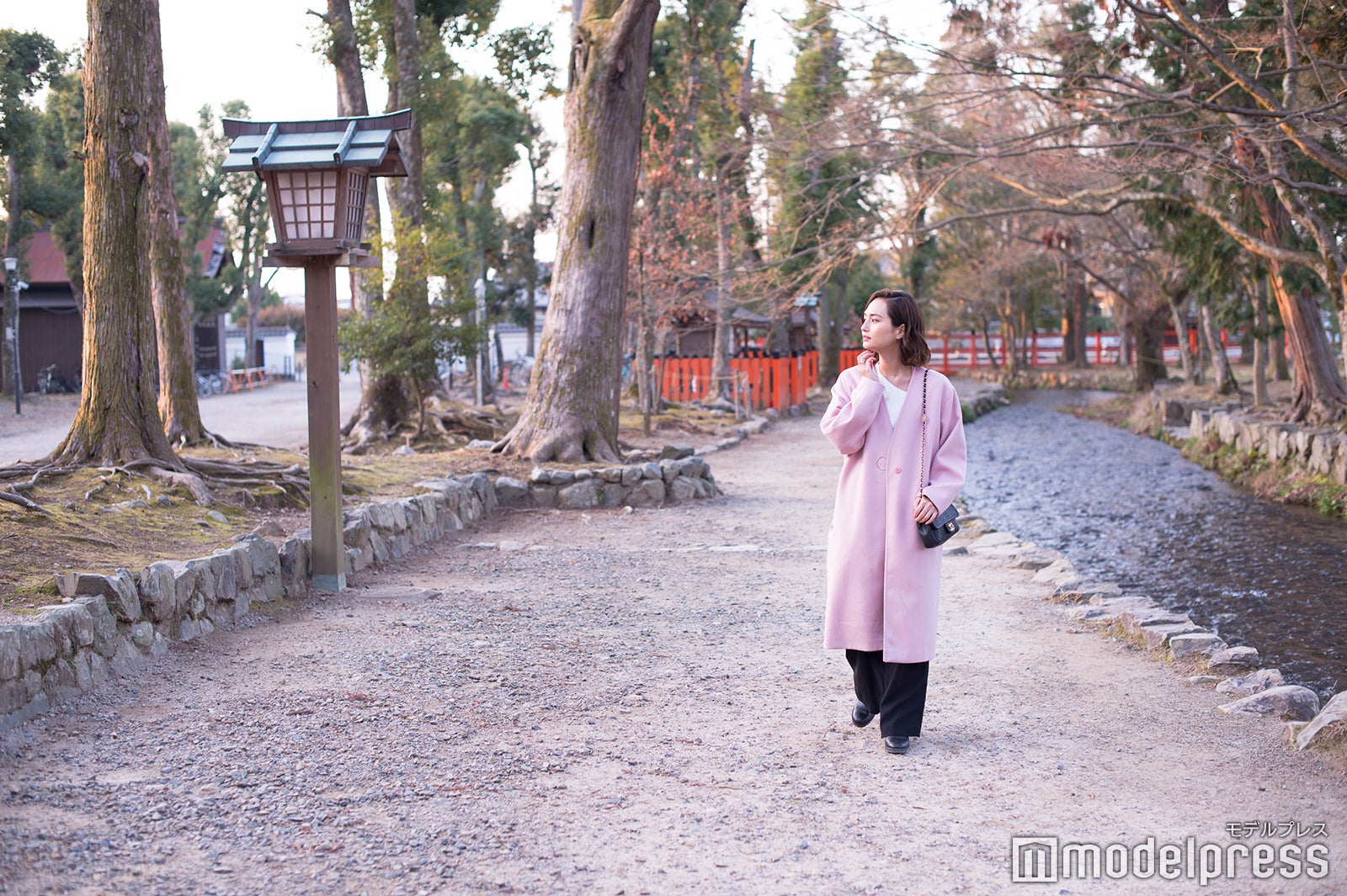 山賀琴子（C）モデルプレス