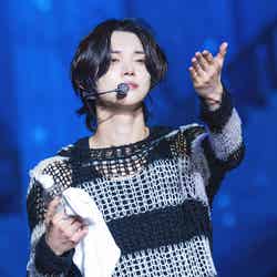 ヨンジュン「TOMORROW X TOGETHER WORLD TOUR<ACT:SWEET MIRAGE>IN JAPAN」4月18日さいたまスーパーアリーナ公演より(P)&(C)BIGHIT MUSIC