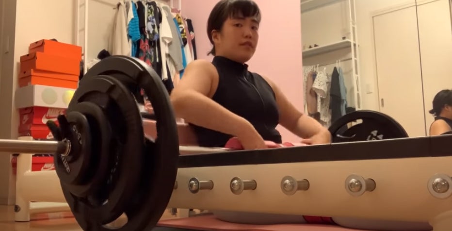 35kg減のゆりやんレトリィバァ、最新トレーニングルーティン公開「自分より重たいのあげてる」