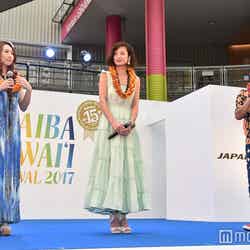 （左から）増田有華、西山茉希、ブラザー・トム（C）モデルプレス