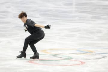 フィギュアスケートの佐藤駿が本番会場で調整「実感が湧いてきた」6日は22歳の誕生日