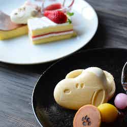 スヌーピー 和菓子プレート 858円、ベル 北海道チーズケーキプレート 968円各税込(提供画像)