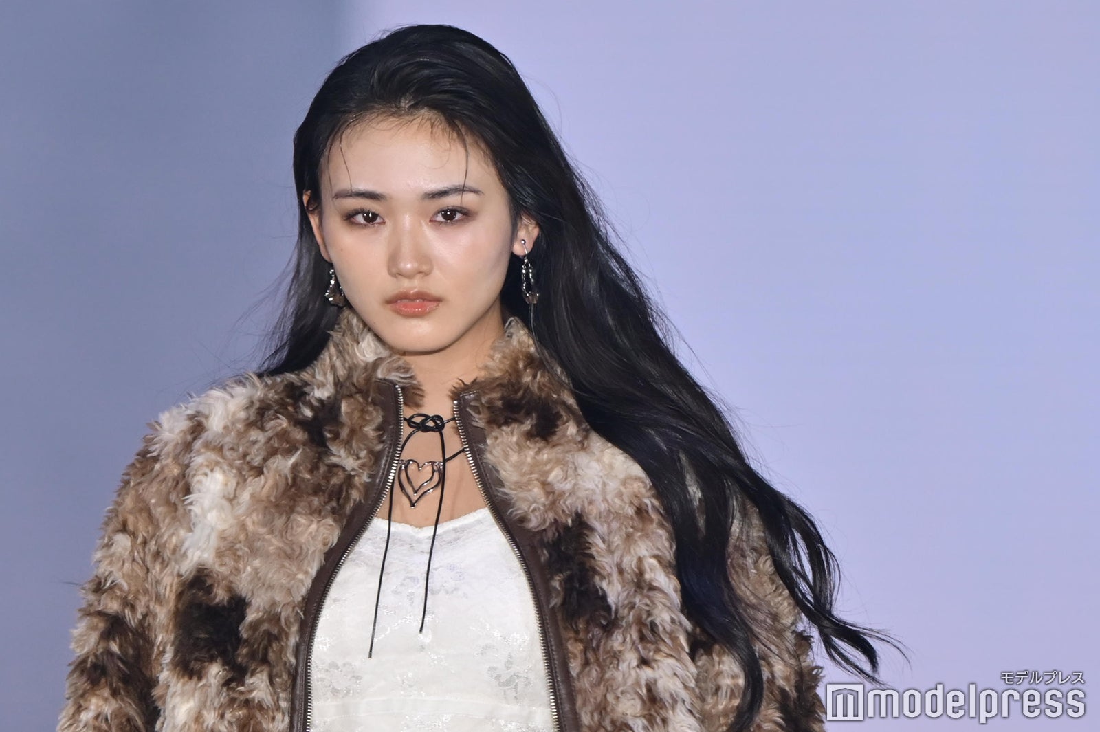 （C）モデルプレス