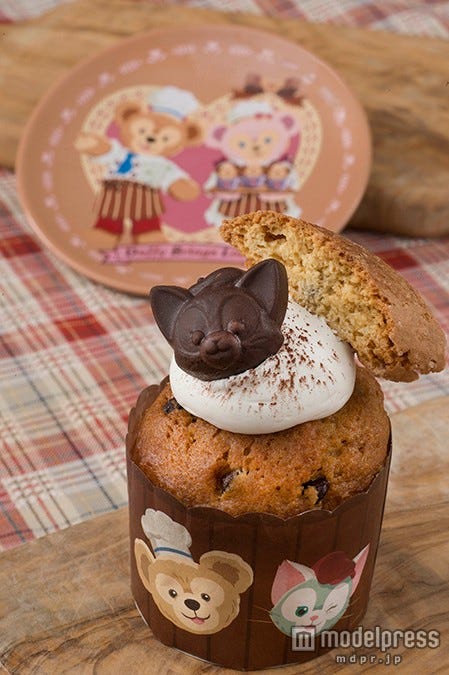 コーヒーマフィン、スーベニアプレート付き¥820(C)Disney